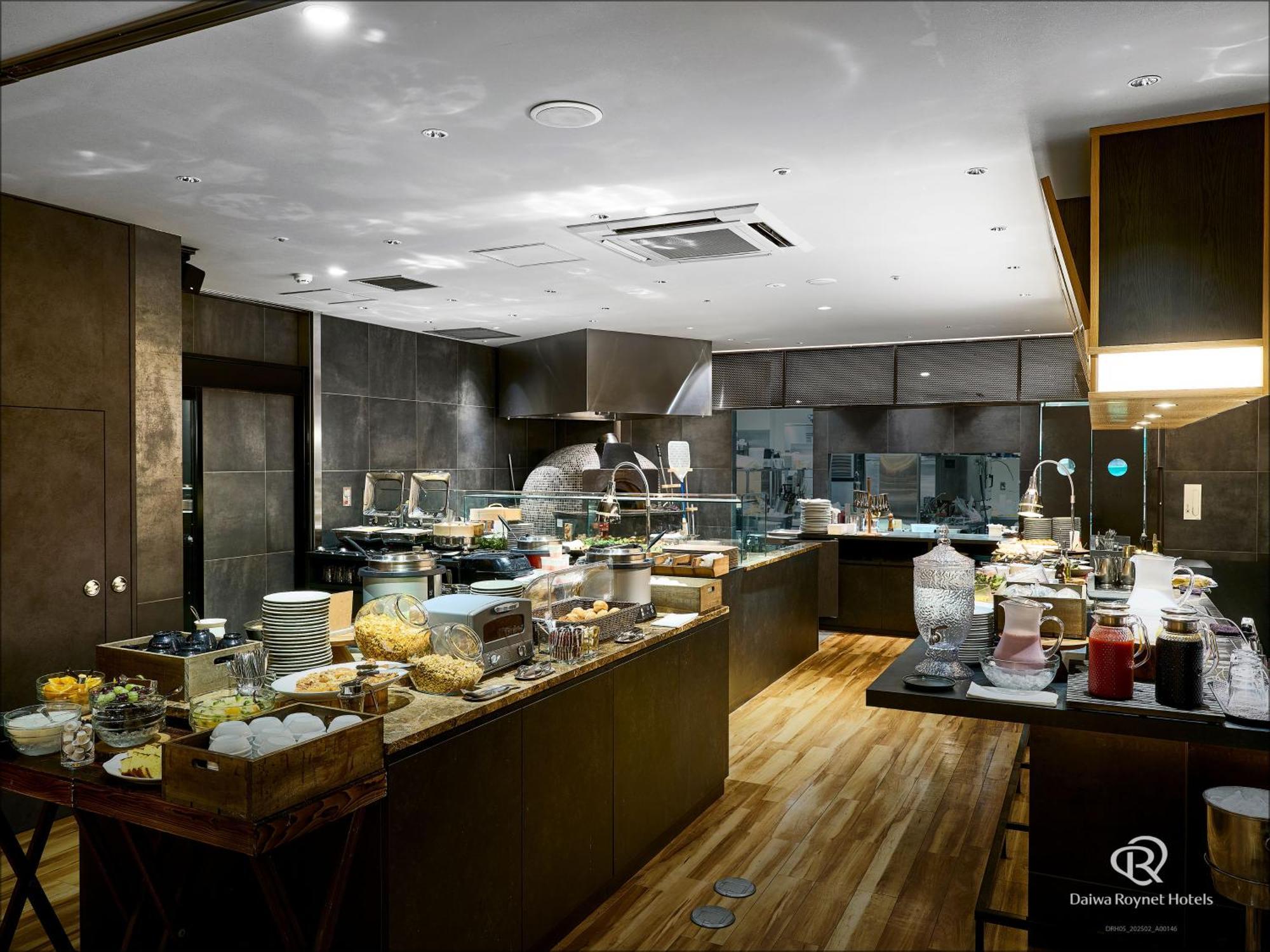 ไดวะ รอยเน็ต โฮเต็ล โอซาก้า ชินไซบาชิ Hotel ภายนอก รูปภาพ